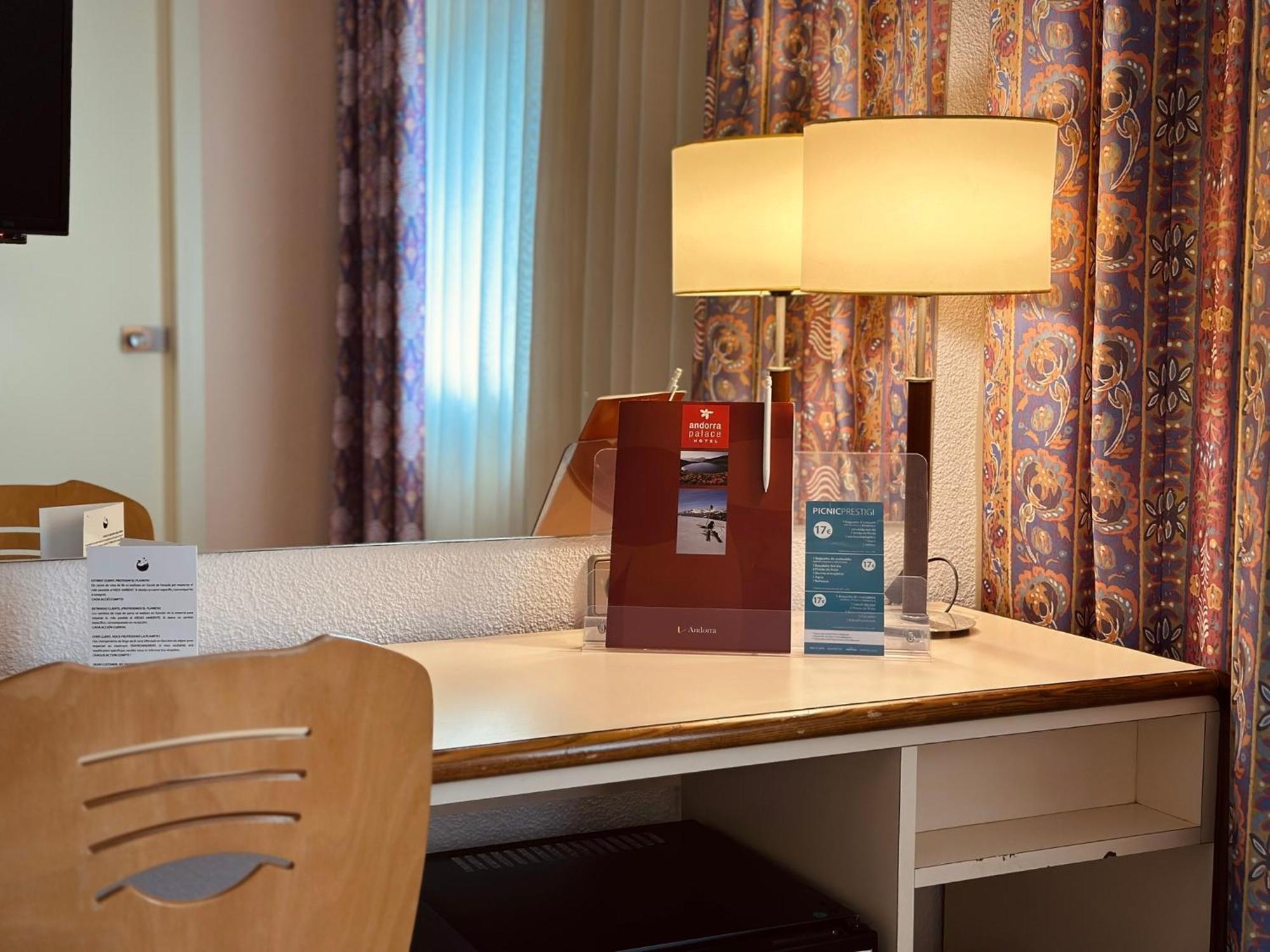 Single Room,1591233411:JPEG